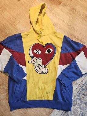 Mens Focus Quality Wear colorhoodie size XL inspired by comme des Garçons hearts